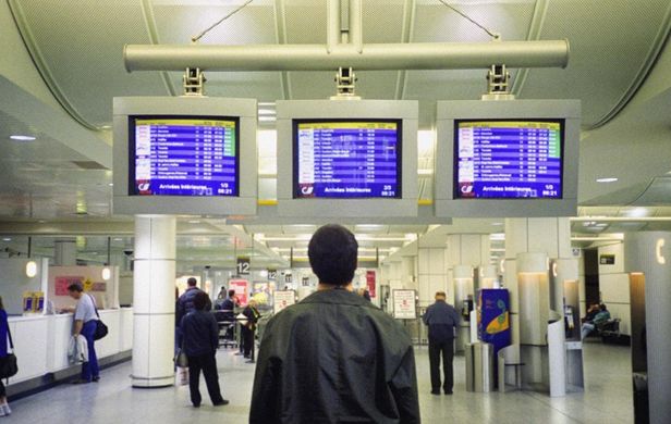 乐鱼官方端网站登录入口嵌入式电脑在乘客信息显示系统中的应用