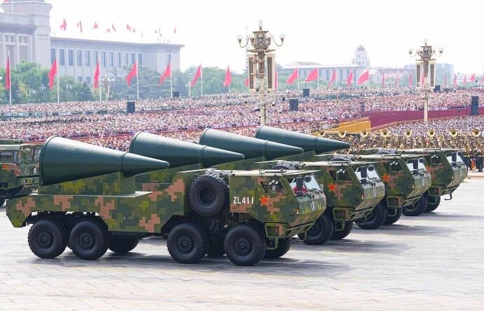 致敬强国荣光，汲取奋进力量：乐鱼官方端网站登录入口计算机全员同看九三阅兵，铭记抗战胜利80周年